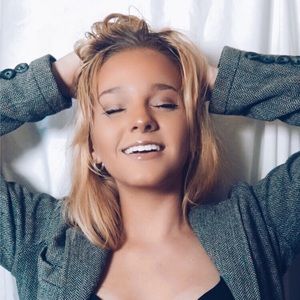 Meet your Posher, Madilynn